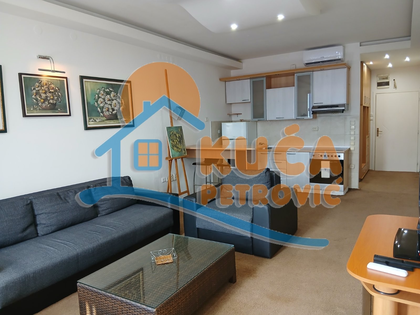 Jednosoban stan, 43 m2, Centar, Obrenovićeva ID: i-04165 3