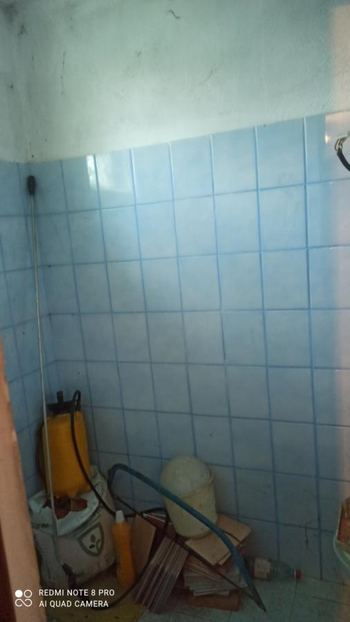 Parcela za izgradnju sa svim priključcima i uknjiženim objektom za adaptaciju u Crvenim livadama 37