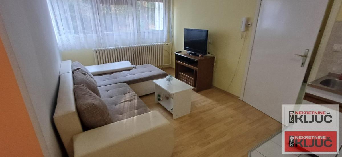 LIMAN 2 IZDAJE SE DVOIPOSOBAN NAMEŠTEN STAN 11