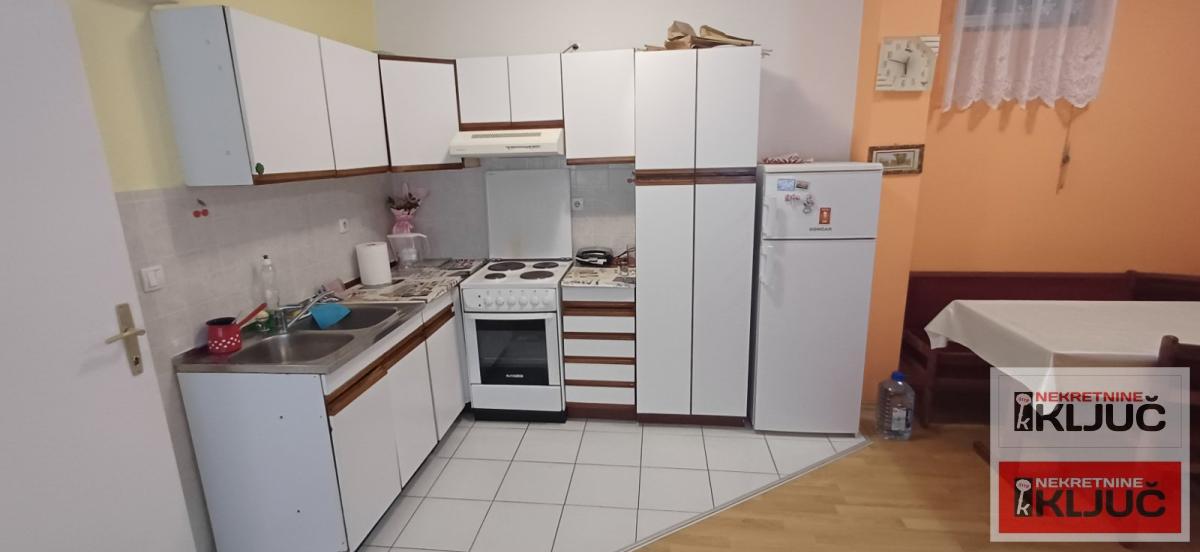 LIMAN 2 IZDAJE SE DVOIPOSOBAN NAMEŠTEN STAN 12