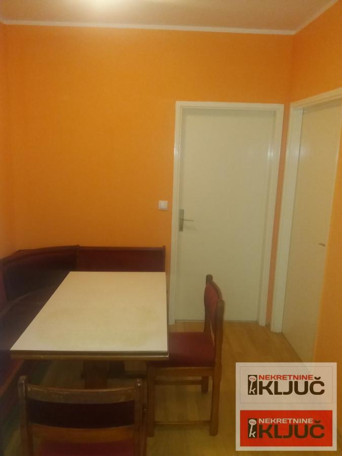 LIMAN 2 IZDAJE SE DVOIPOSOBAN NAMEŠTEN STAN 13