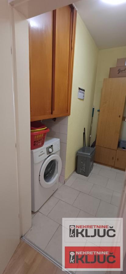 LIMAN 2 IZDAJE SE DVOIPOSOBAN NAMEŠTEN STAN 18