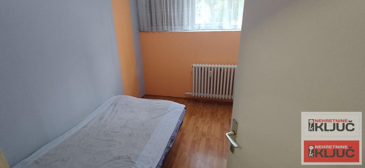 LIMAN 2 IZDAJE SE DVOIPOSOBAN NAMEŠTEN STAN 19