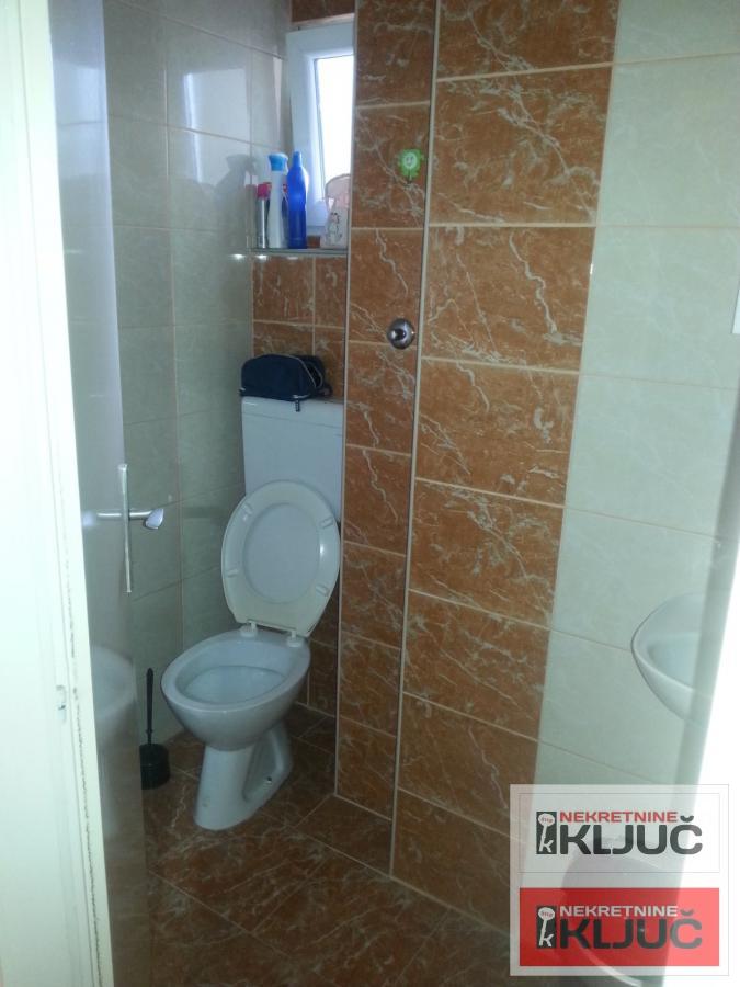 LIMAN 2 IZDAJE SE DVOIPOSOBAN NAMEŠTEN STAN 20