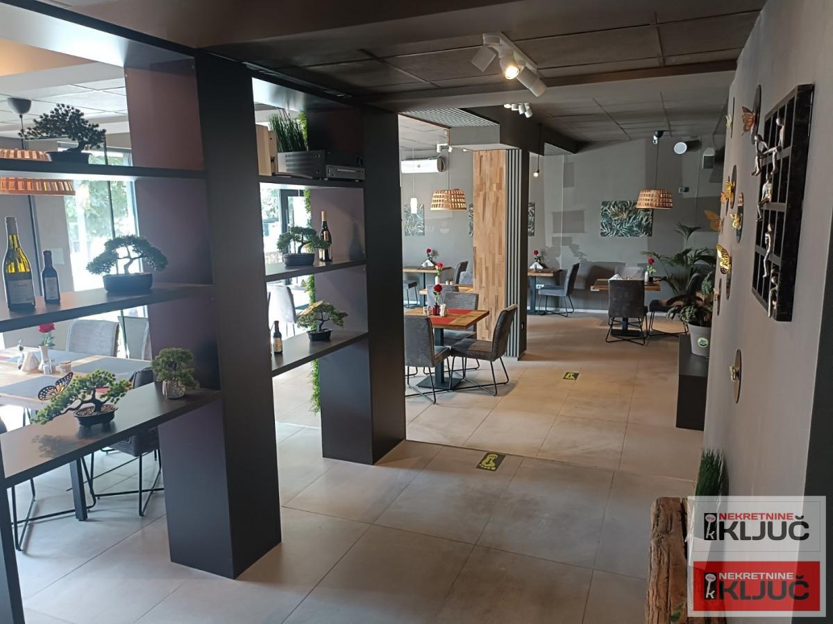 SAJAM IZDAJE SE  OPREMLJEN LOKAL ZA  RESTORAN ILI RAZNE DRUGE DELATNOSTI 20