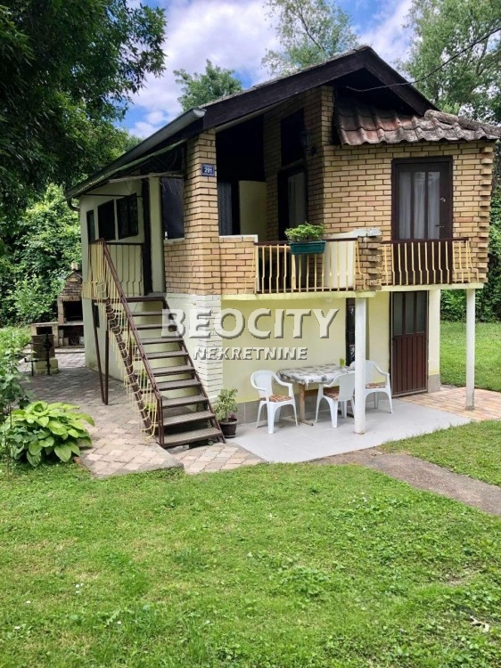 Trosobna kuća, 32 m2, Kamenjar, Dunavska obala ID: 122285 1