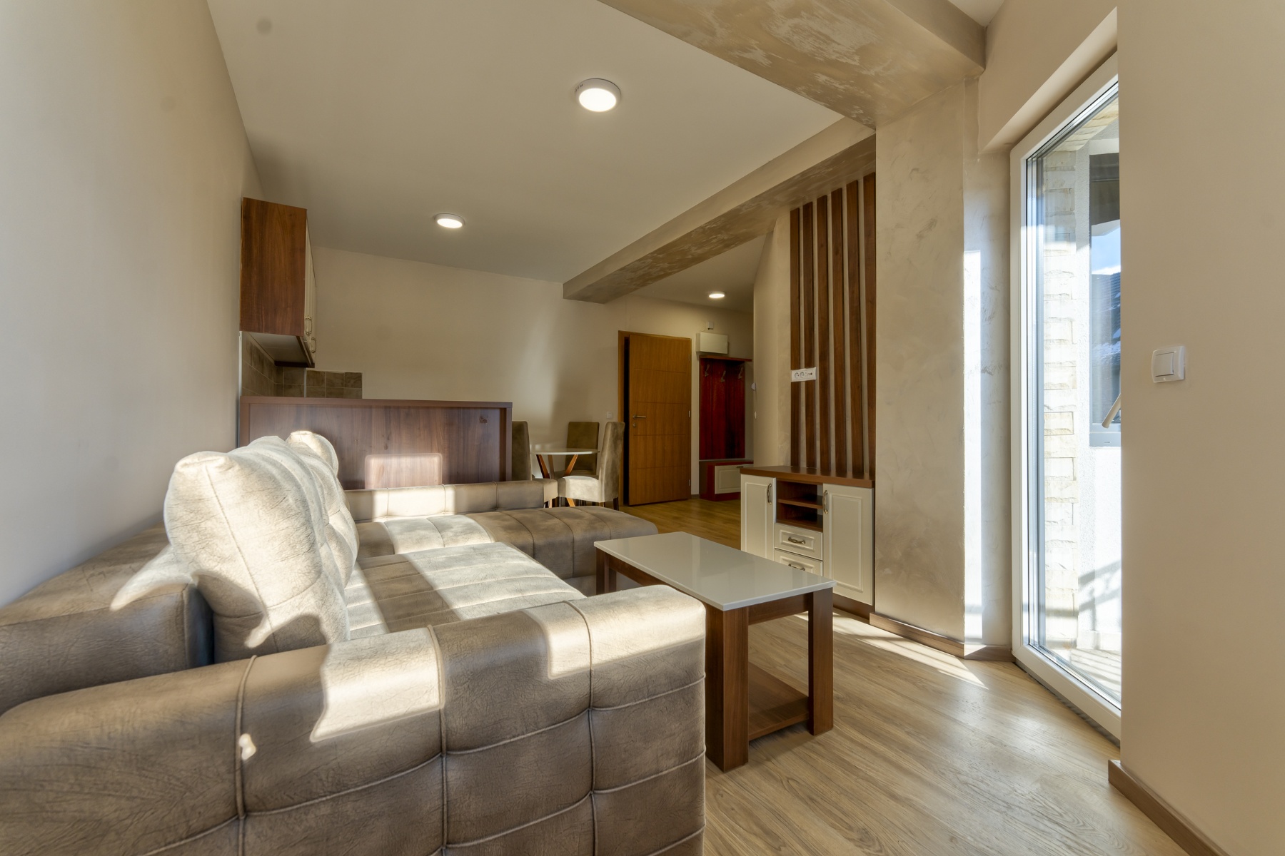 TOP LOKACIJA ZLATIBOR STROGI CENTAR 2