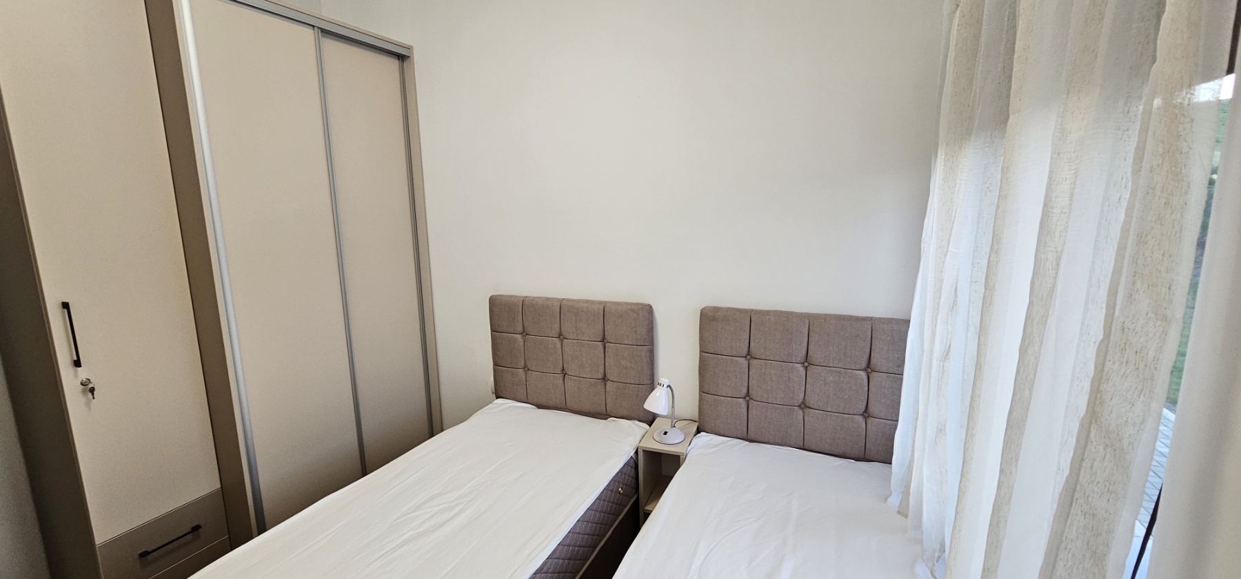 ELITNA LOKACIJA LUX TROSOBAN STAN NA PRODAJU SA DVORIŠTEM I PARKING MESTOM ZLATIBOR 5