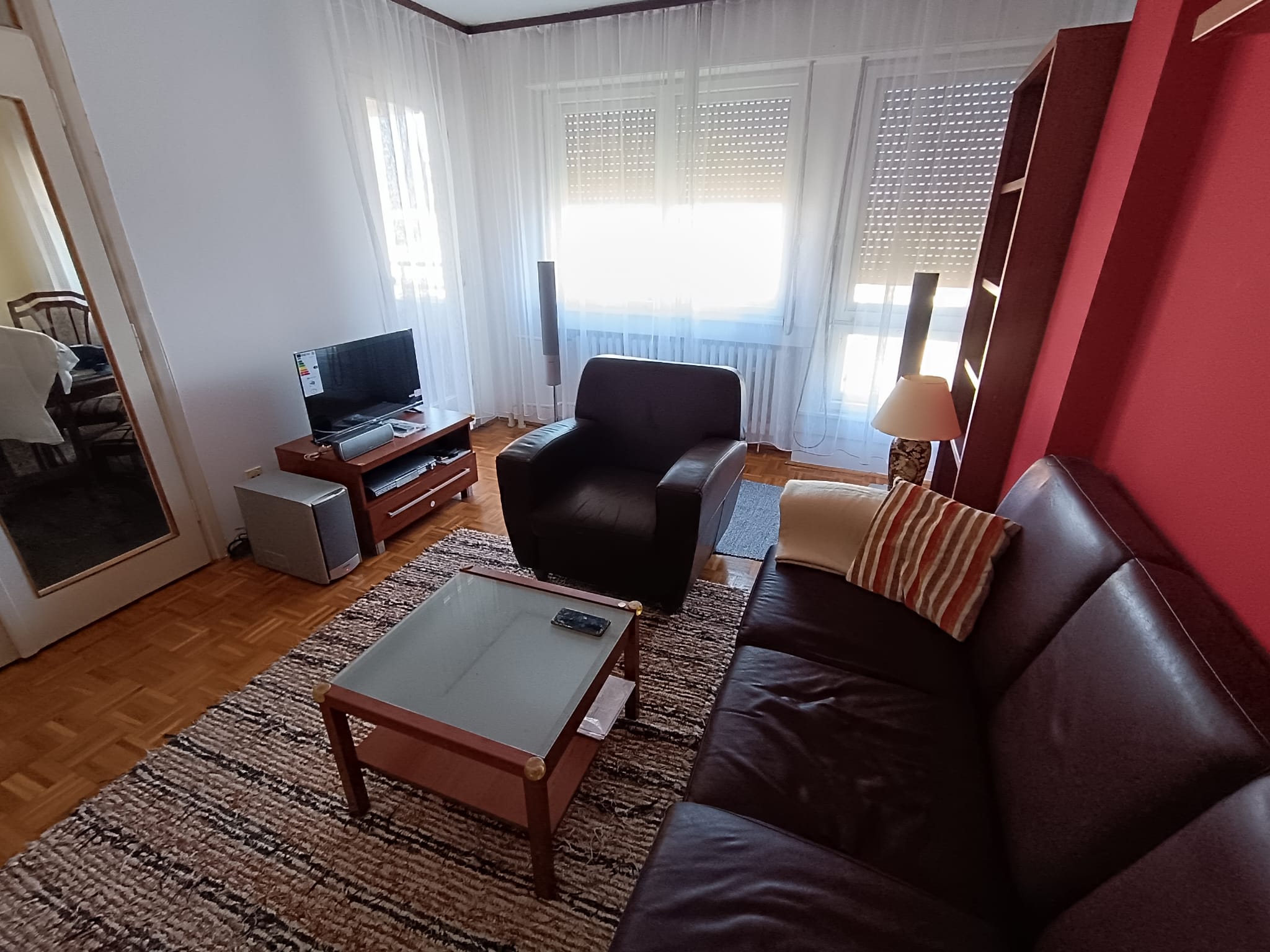 2 0 kompletno namesten stan u bloku 70 na Novom Beogradu 2