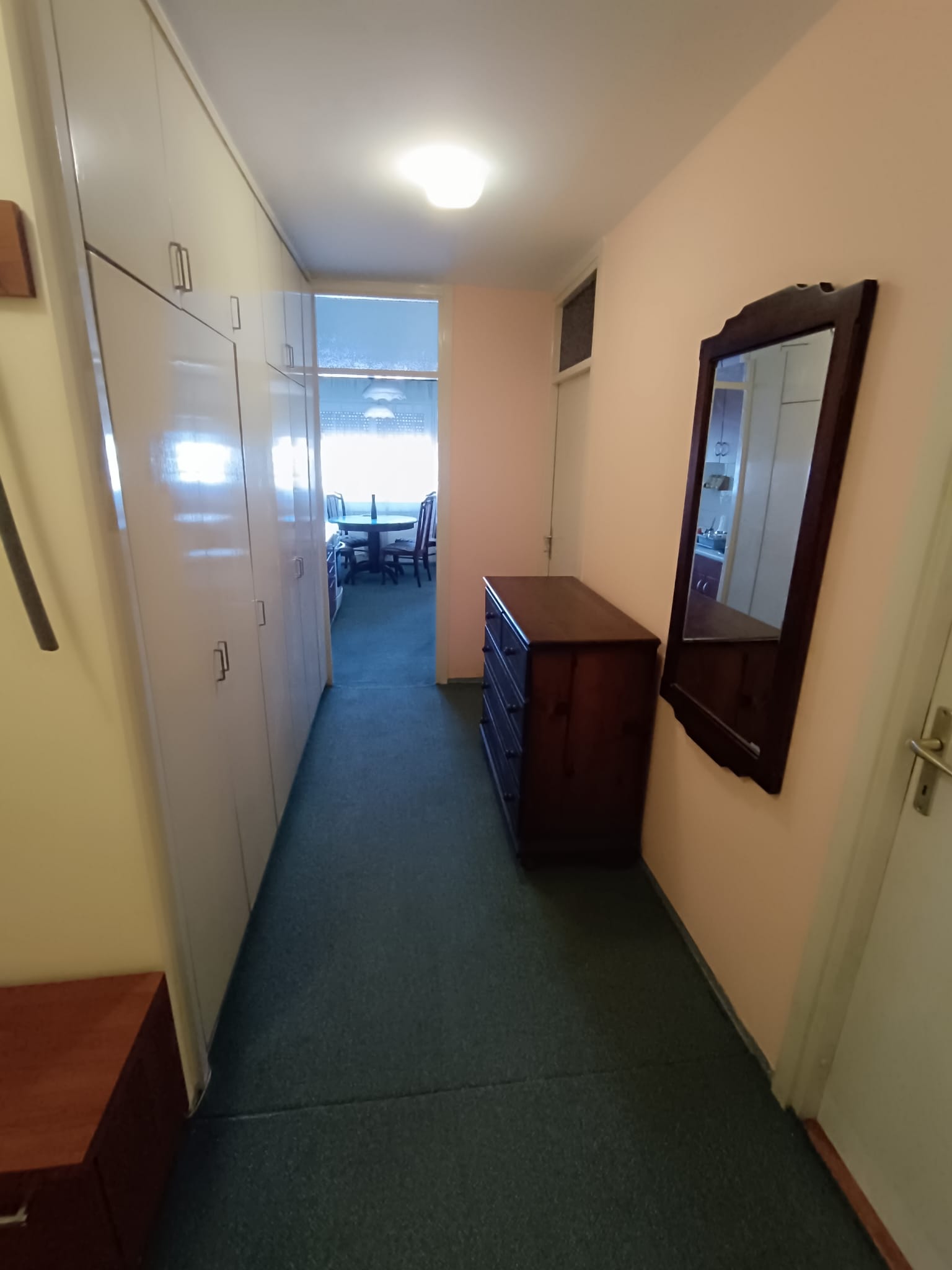 2 0 kompletno namesten stan u bloku 70 na Novom Beogradu 5