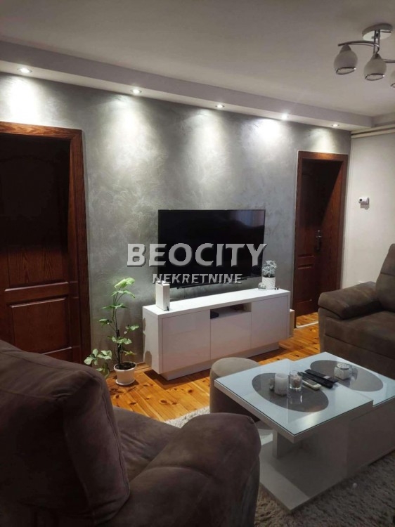 Trosobna kuća, 100 m2, Adamovićevo naselje ID: 122237 2