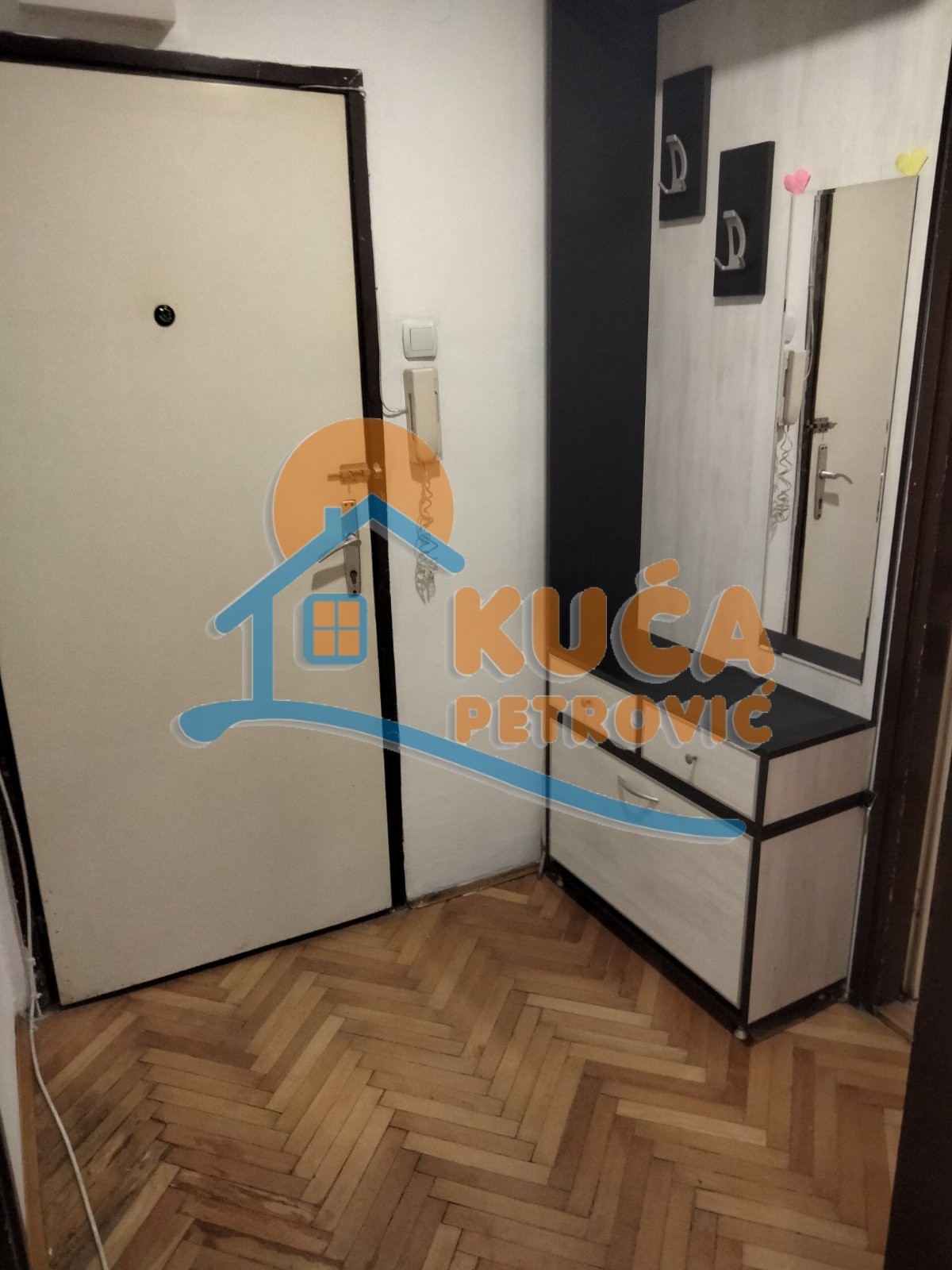 Jednosoban stan, 30 m2, Obilićev Venac, Cara Uroša ID: i-014730 9