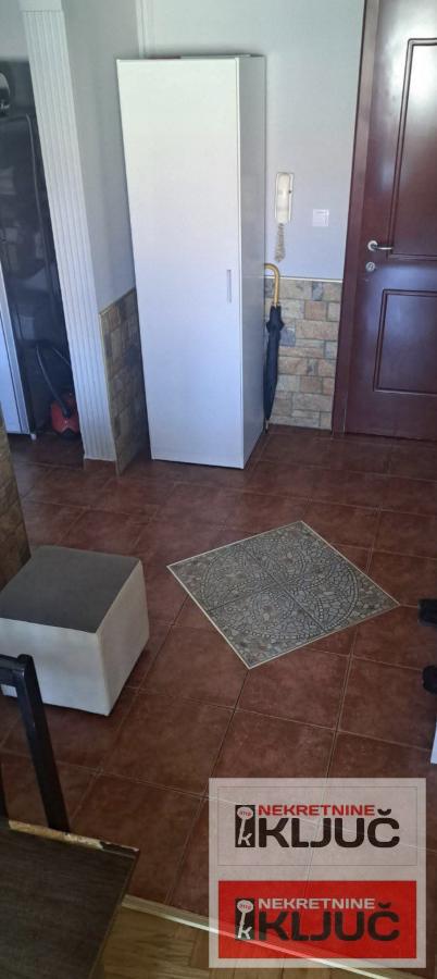 NOVA DETELINARA, 45m2, Dvosoban, Parking, RENOVIRAN 3