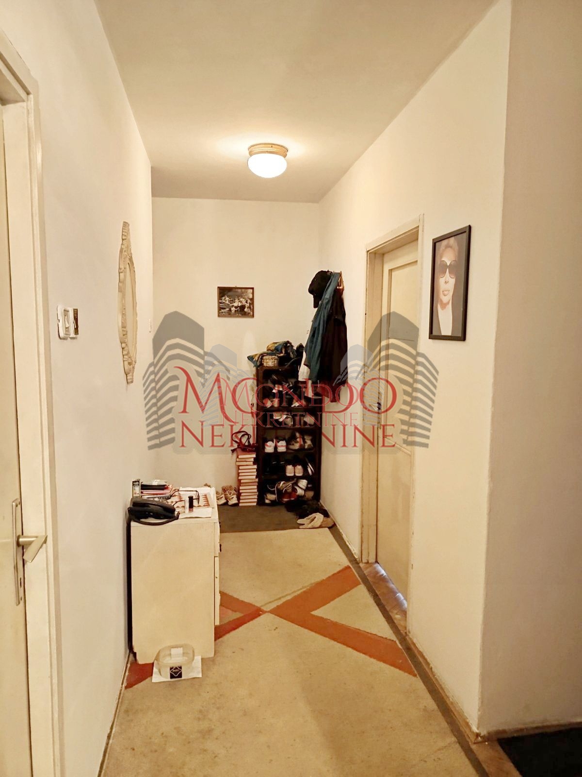 Trosoban stan na Paliluli 9