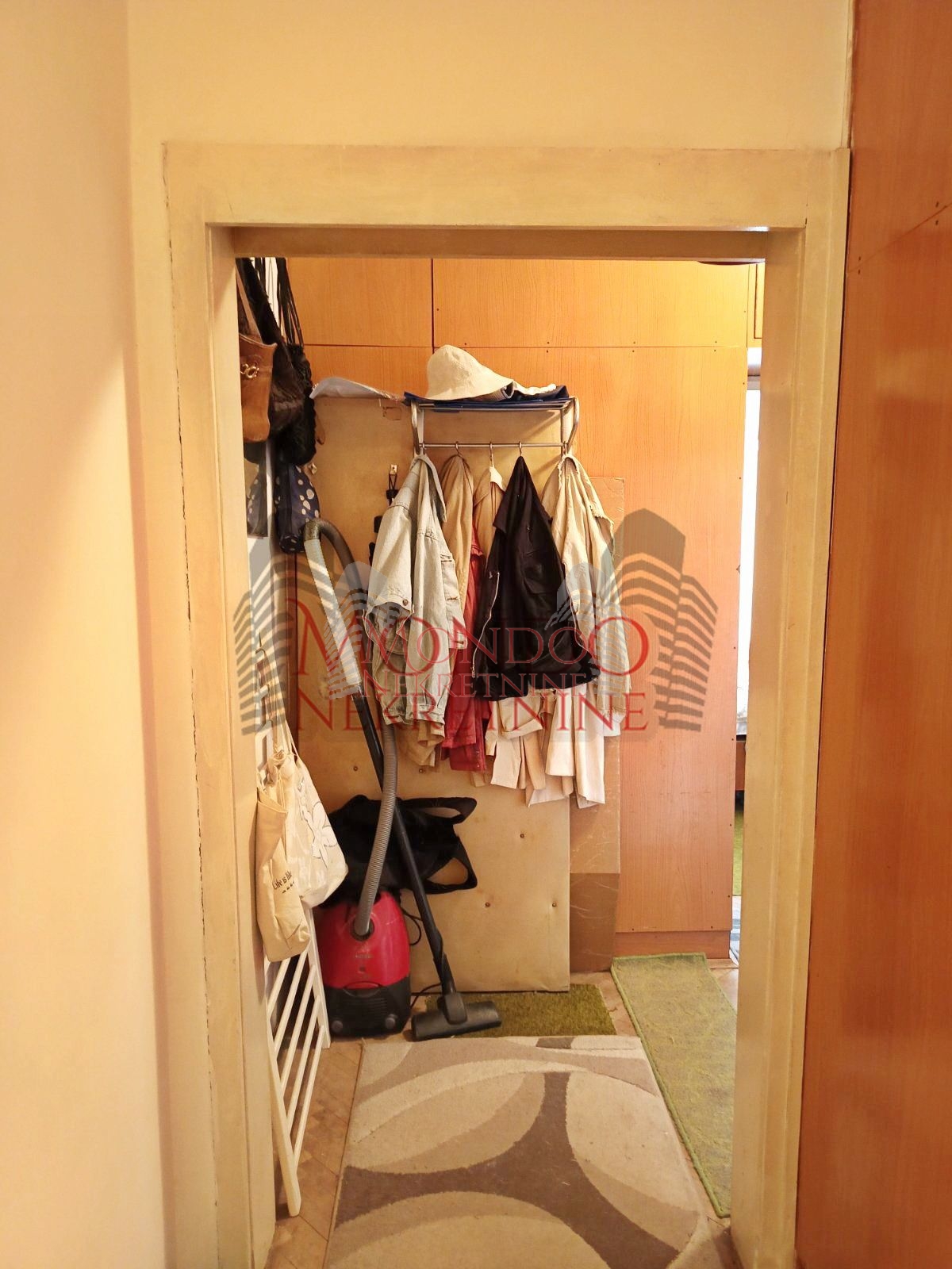 Trosoban stan na Paliluli 10