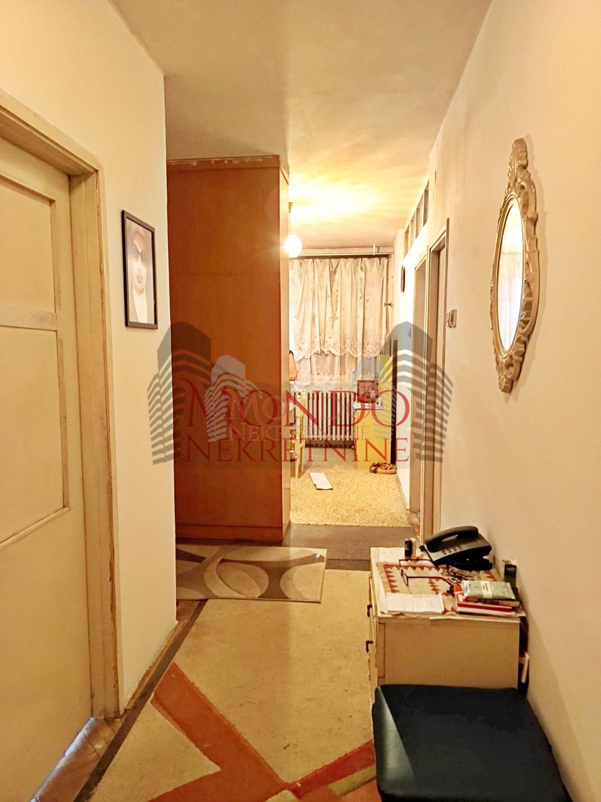 Trosoban stan na Paliluli 8