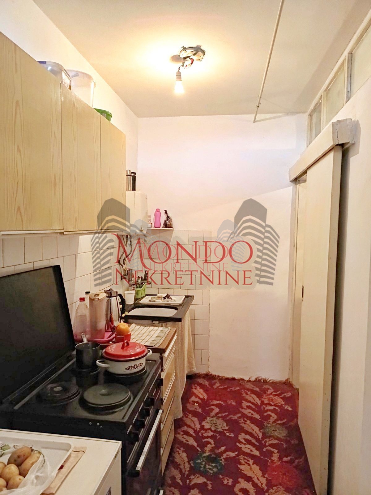 Trosoban stan na Paliluli 7