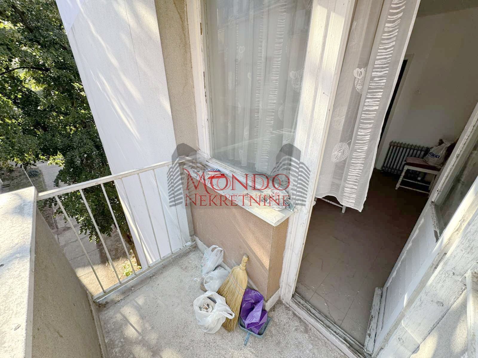 Dvosoban stan na Paliluli kod Starog groblja i Difa 11