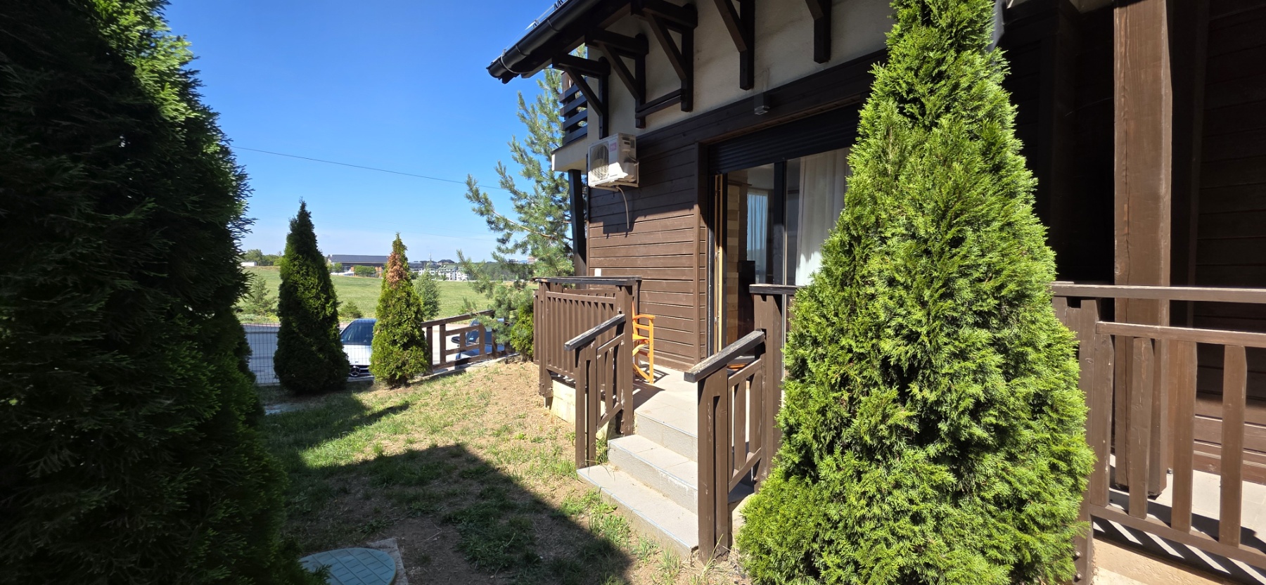 Prodaja kuce na Zlatiboru 1