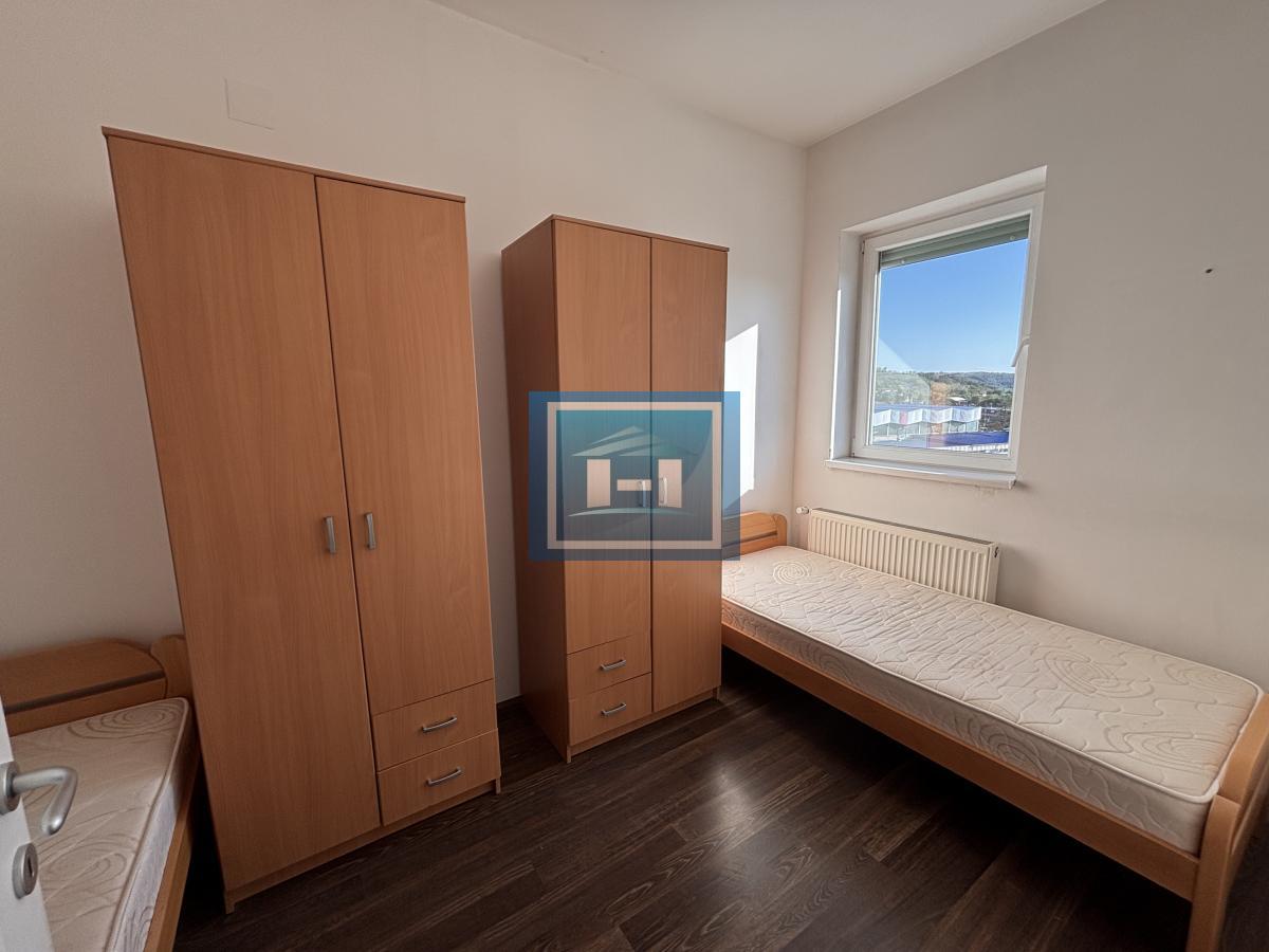 IZDAJE SE NAMEŠTEN STAN NA TOP LOKACIJI 4