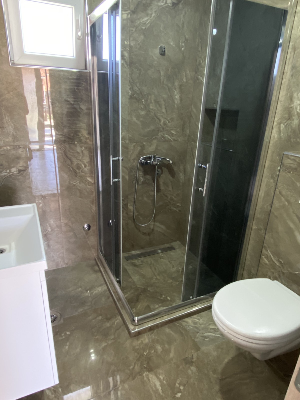 Prodajem kucu u Arandjelovcu 5