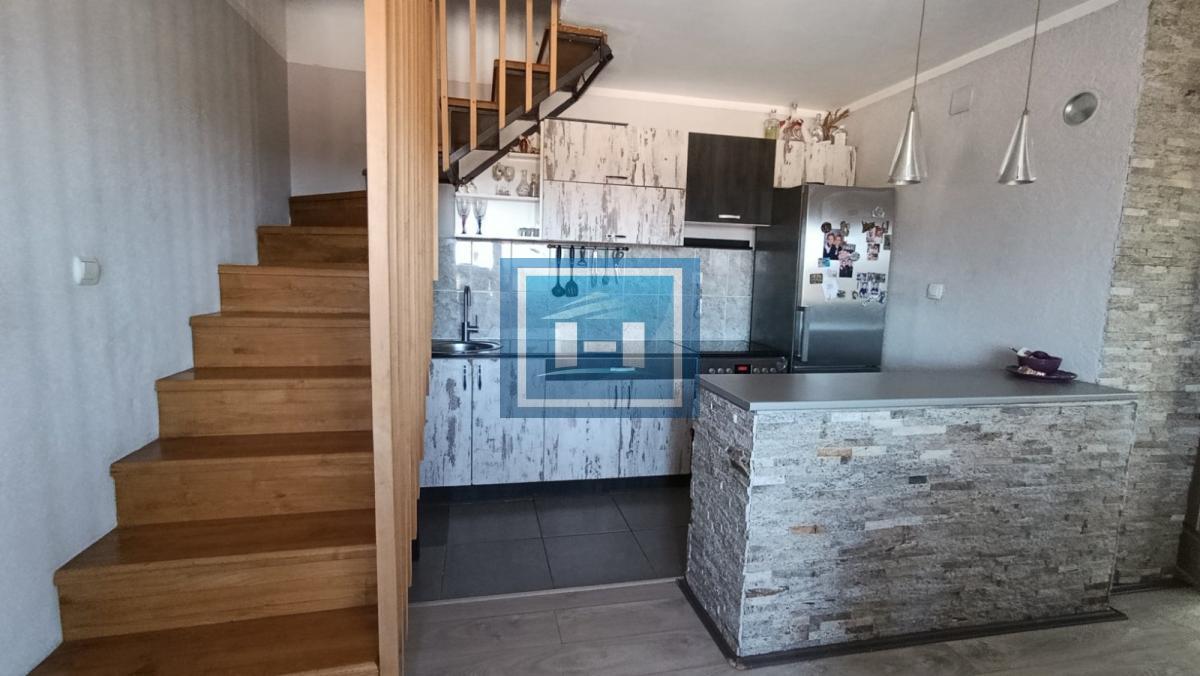 Dupleks  stana po veoma povoljnoj ceni za porodice sa više dece 14