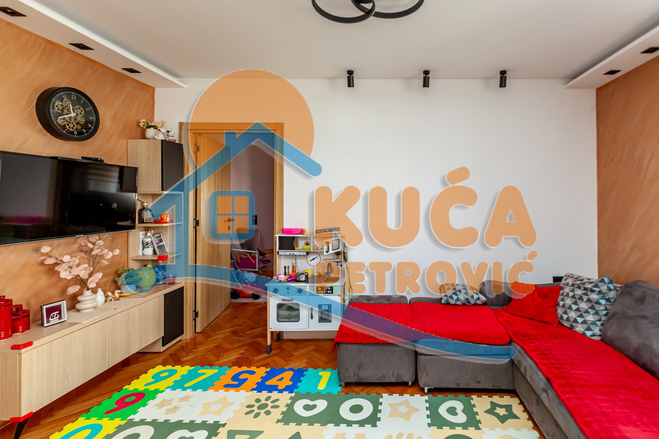 Dvosoban stan, 62 m2, Centar, Generala Milojka Lešjanina ID: p-014743 1