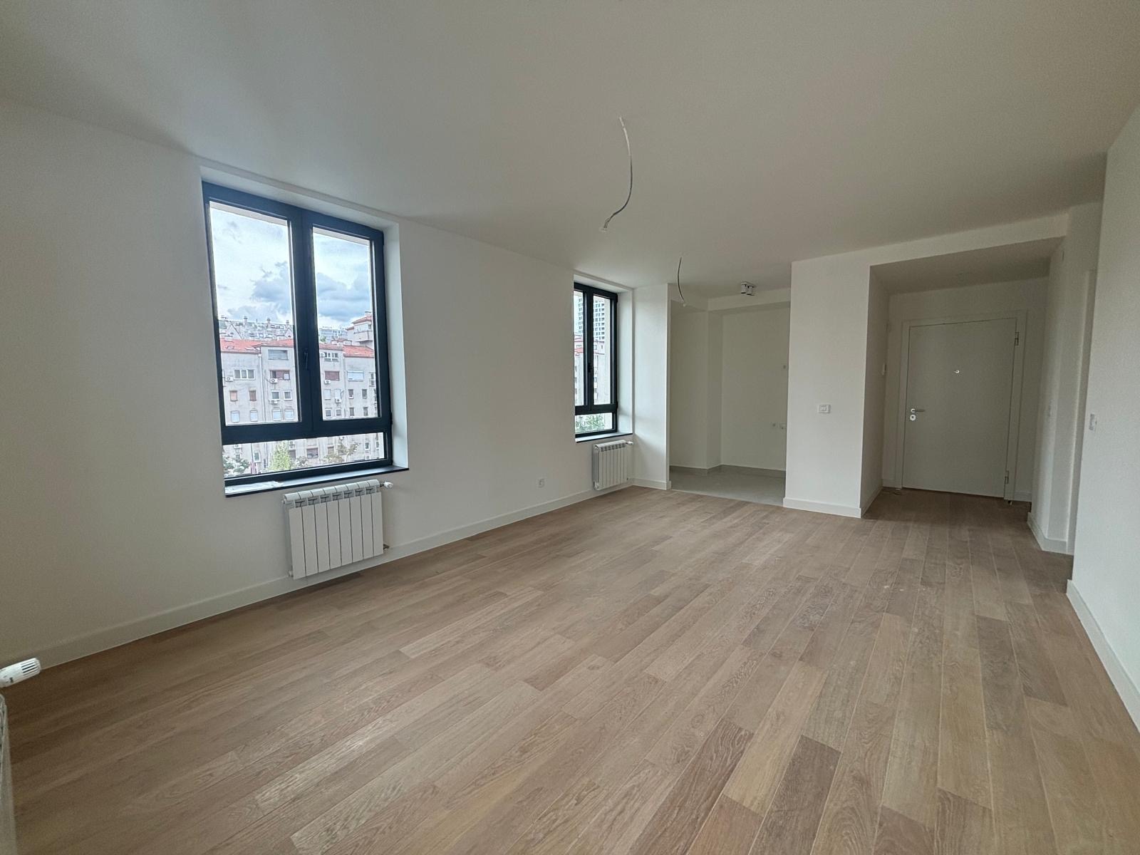 Prodajemo trosoban stan  BW Lumia  79m2 2