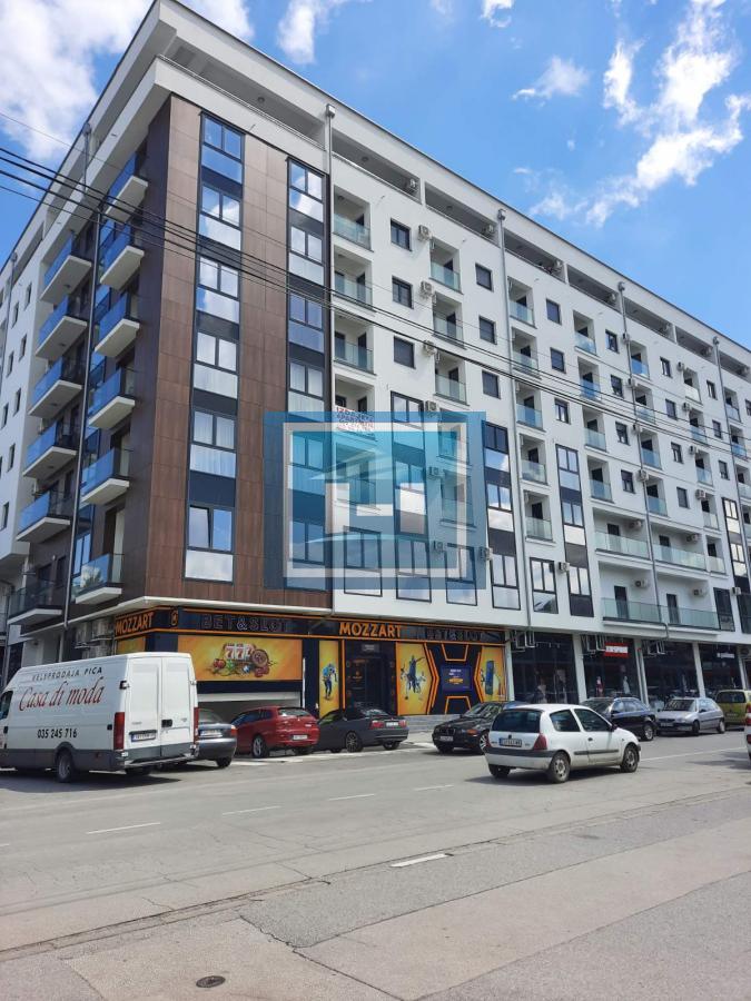 Stan do samog Akva parka niže spratnosti 1