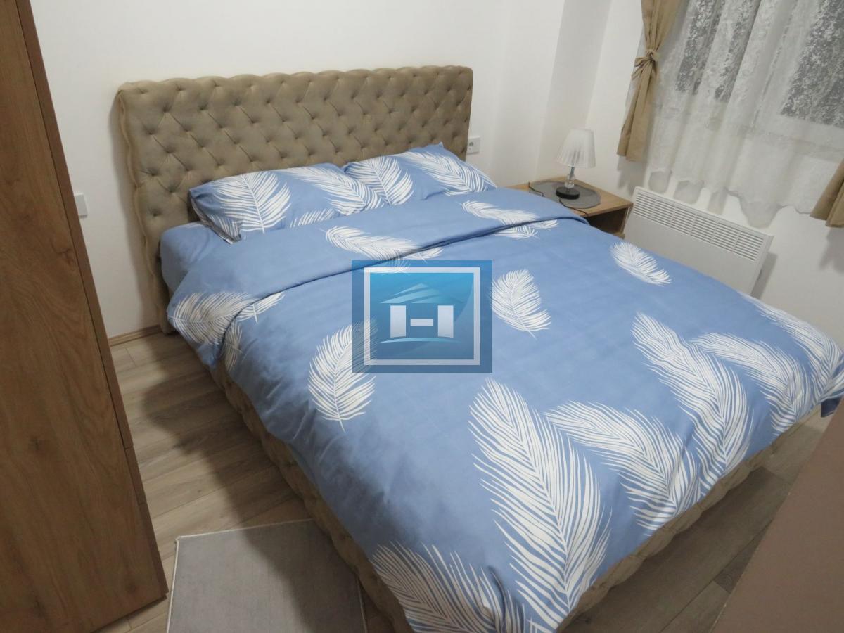 Stan do samog Akva parka niže spratnosti 12