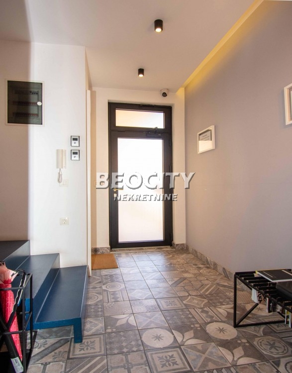 Trosoban stan, 73 m2, Centar, Čika Ljubina ID: 122105 13