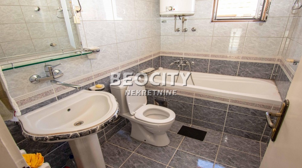 Kuća, 357 m2, Sremčica, Beogradska ID: 122745 15