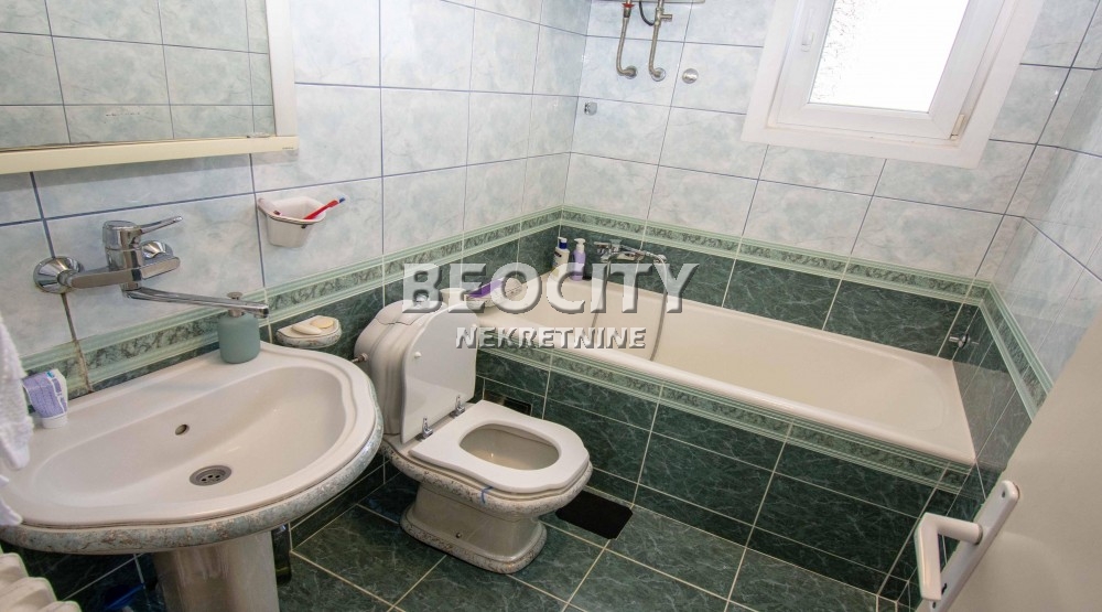 Kuća, 357 m2, Sremčica, Beogradska ID: 122745 9