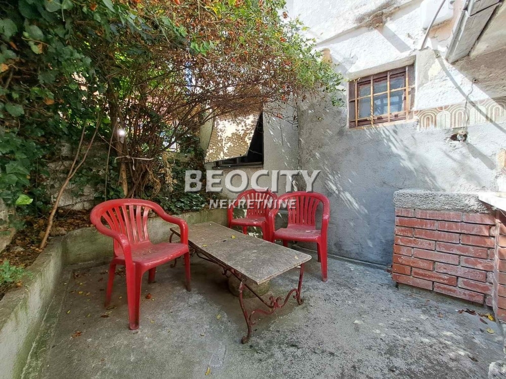 Dvosobna kuća, 73 m2, Južni bulevar, Generala Horvatovića ID: 122740 1