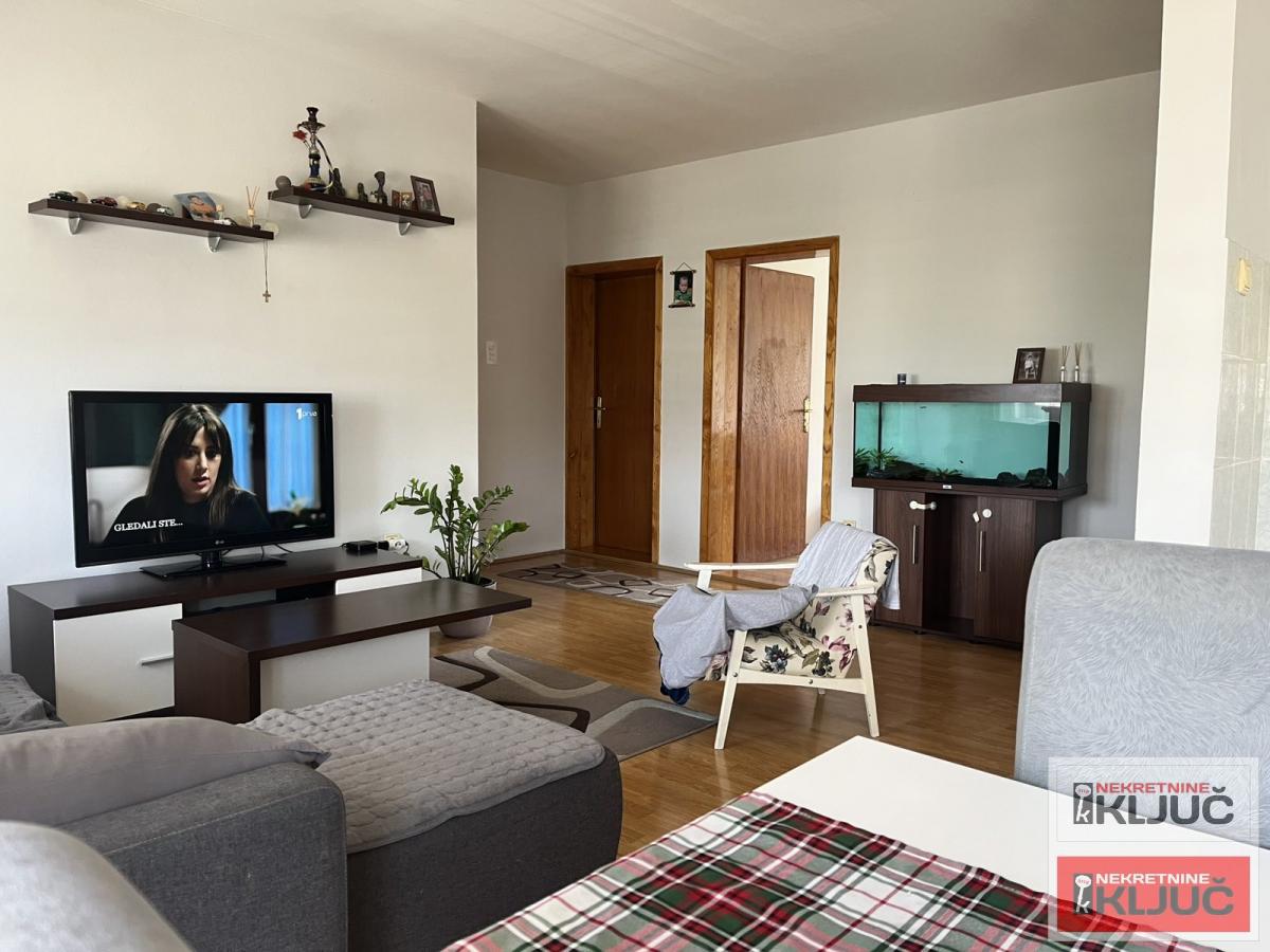 ŽELEZNIČKA STANICA, 101m2, Četvorosoban 4