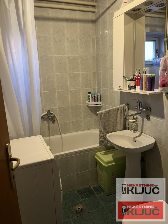 ŽELEZNIČKA STANICA, 101m2, Četvorosoban 8