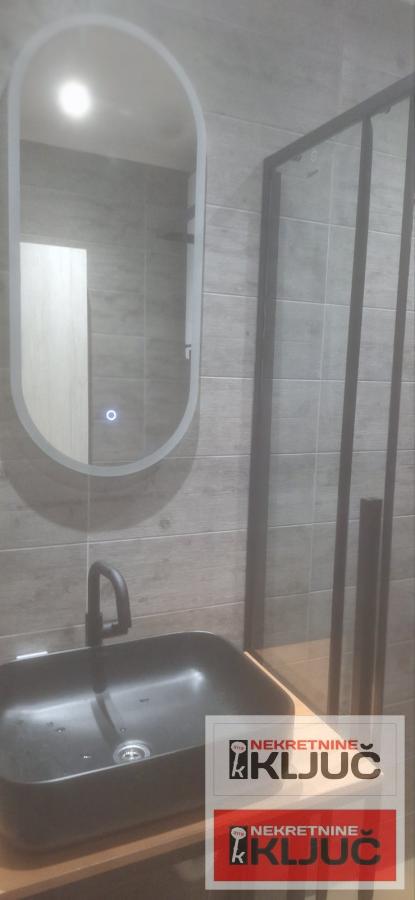 ŽELEZNIČKA STANICA,  Jednosoban, Namešten 10