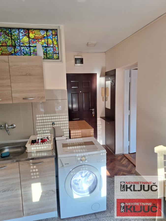 ŽELEZNIČKA STANICA,  Jednosoban, Namešten 2