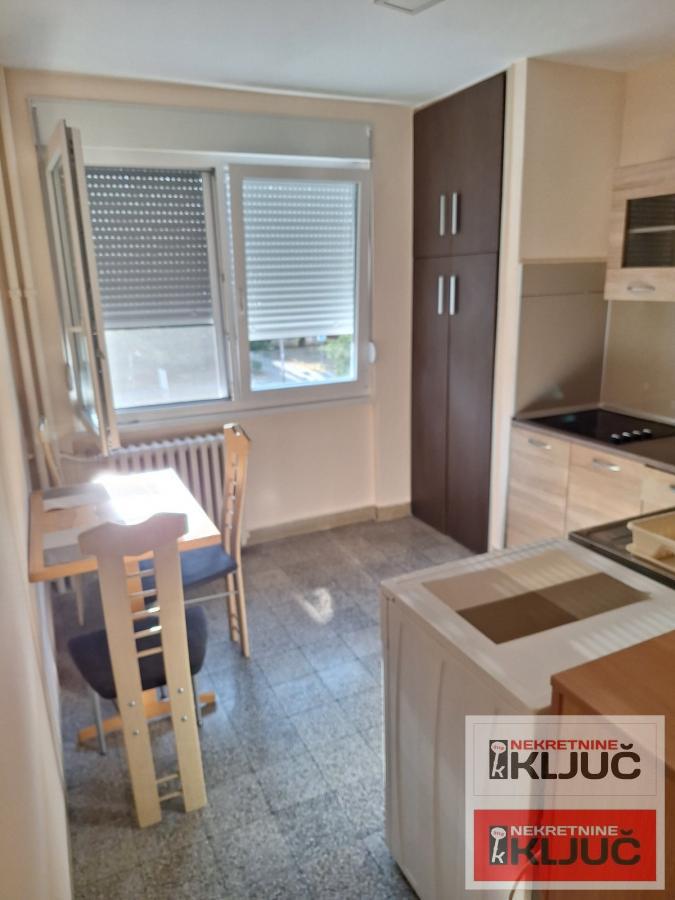 ŽELEZNIČKA STANICA,  Jednosoban, Namešten 3