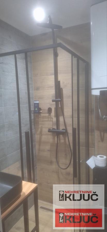 ŽELEZNIČKA STANICA,  Jednosoban, Namešten 9