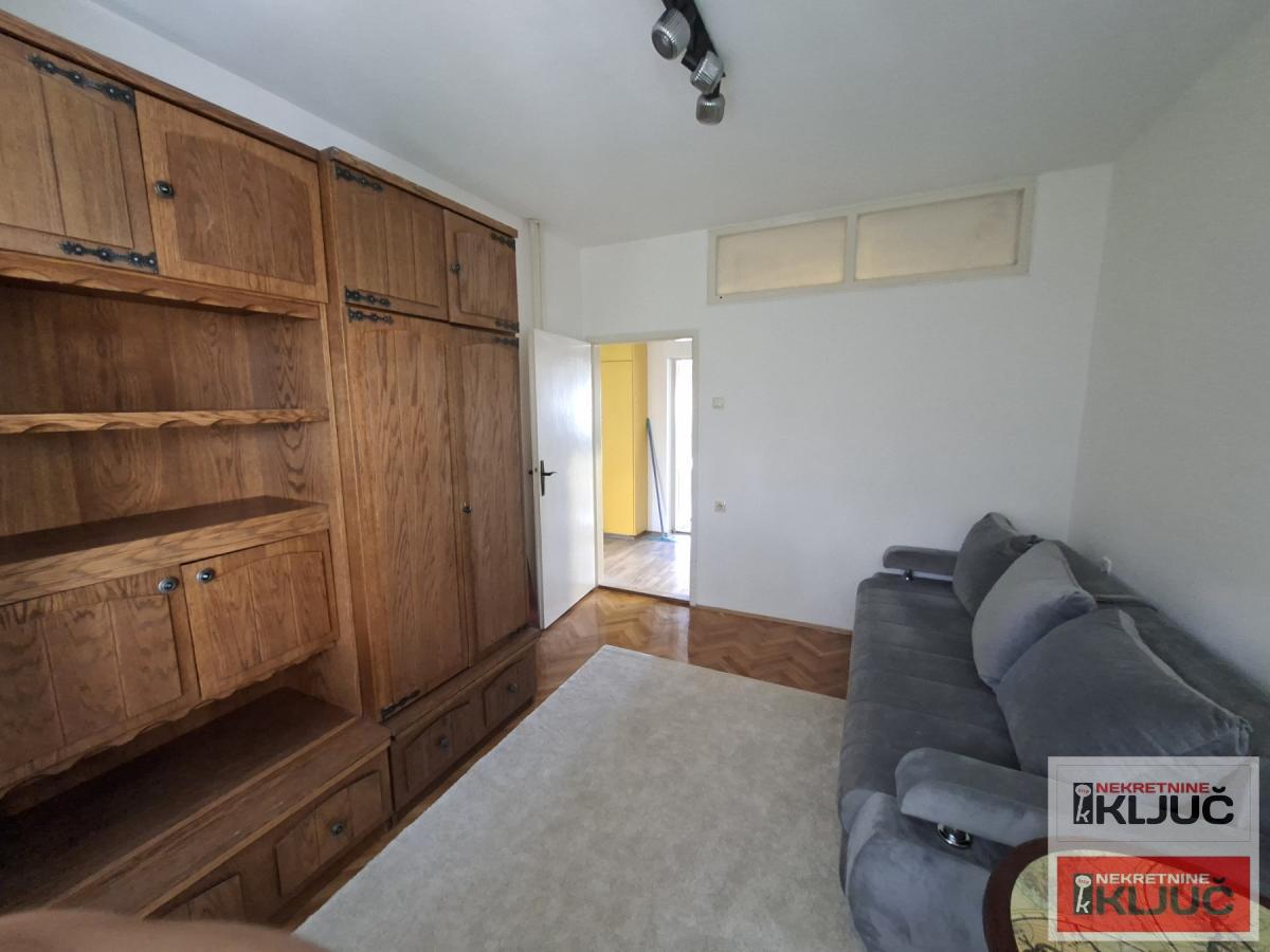 LIMAN 2 IZDAJE SE DVOSOBAN NAMEŠTEN STAN 9