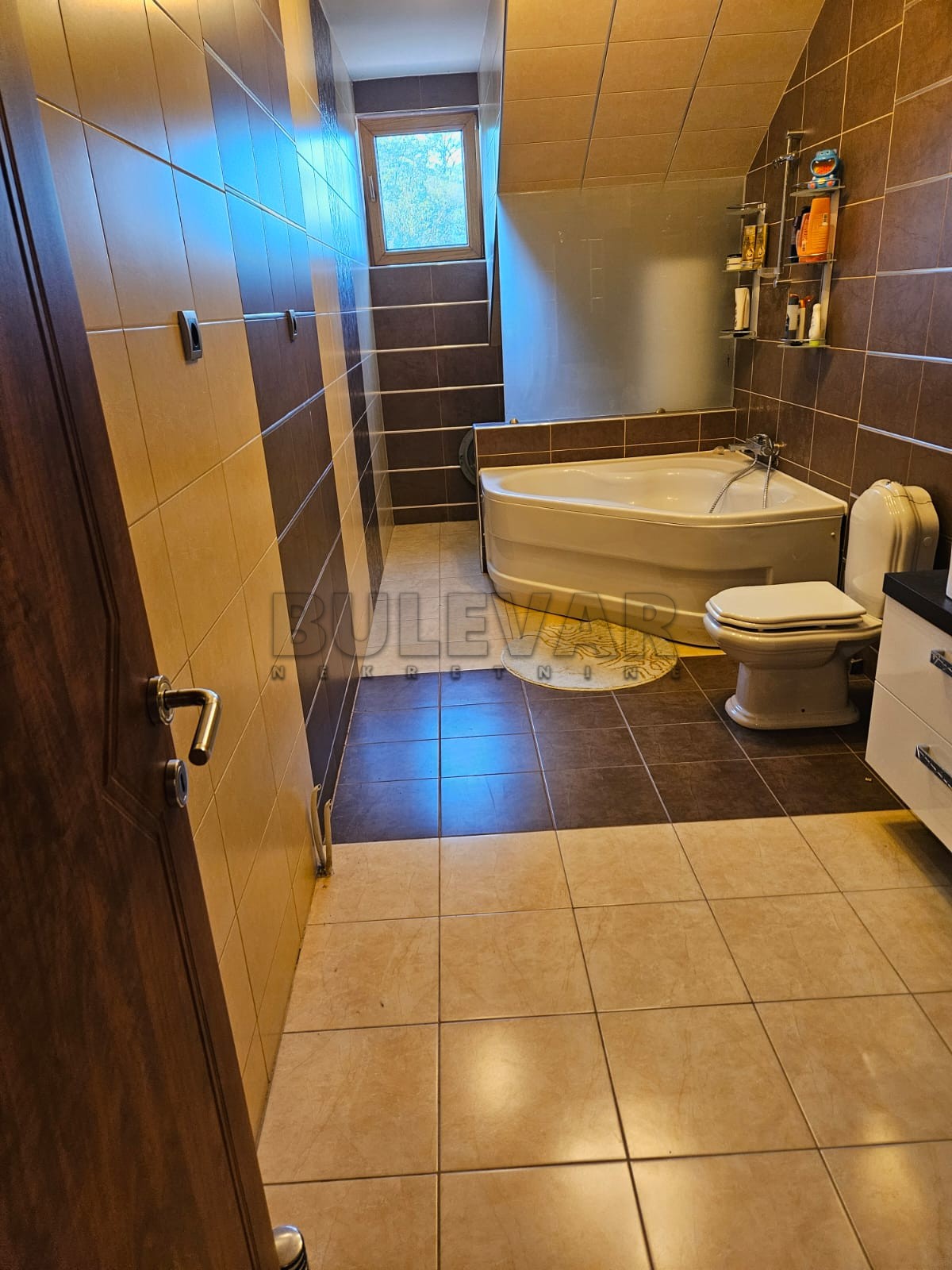 četvorosobna kuća, 766 m2, Rade Žunić, 17.ulica ID: p-014771 27