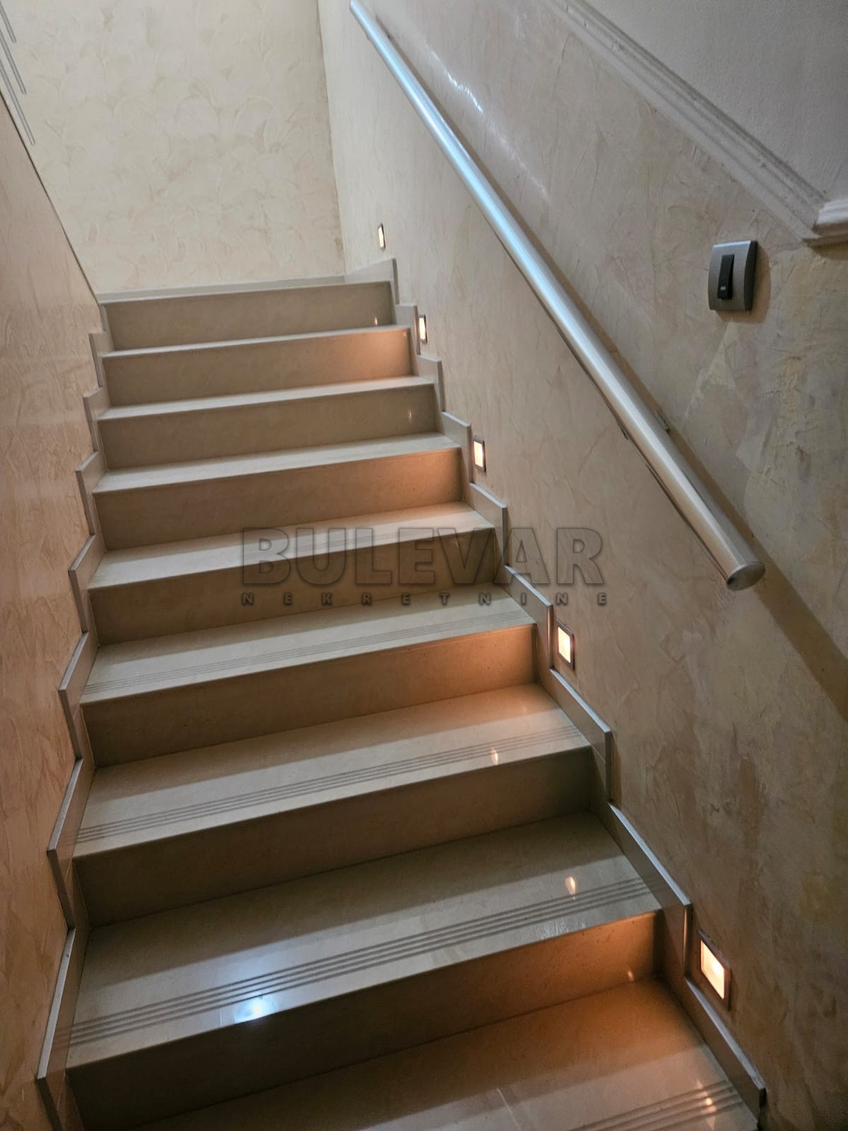 četvorosobna kuća, 766 m2, Rade Žunić, 17.ulica ID: p-014771 30