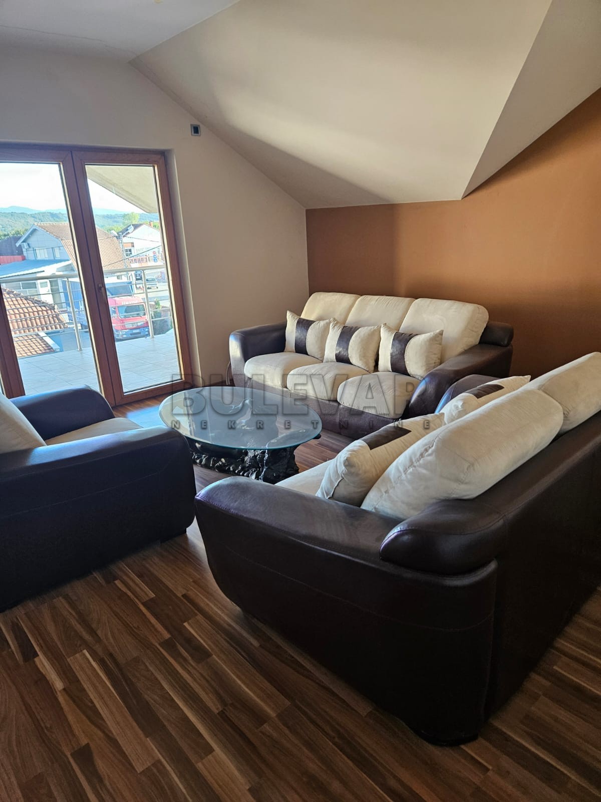 četvorosobna kuća, 766 m2, Rade Žunić, 17.ulica ID: p-014771 31