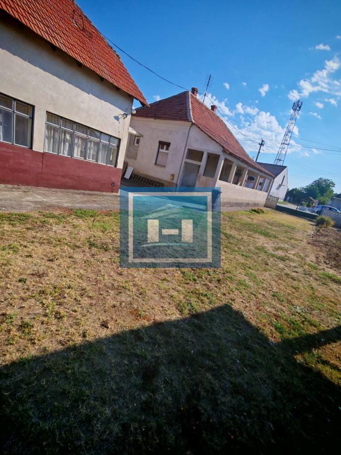 Na prodaju seosko domaćinstvo u Donjem Katunu 10