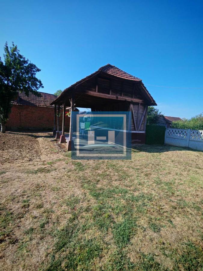 Na prodaju seosko domaćinstvo u Donjem Katunu 17