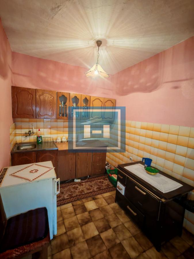 Na prodaju seosko domaćinstvo u Donjem Katunu 26