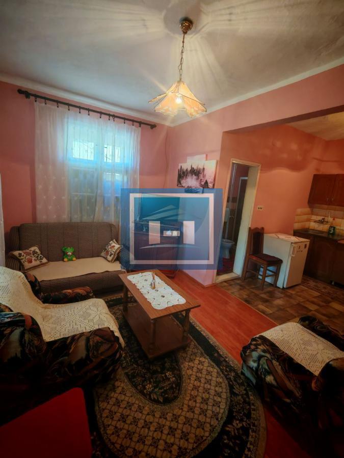 Na prodaju seosko domaćinstvo u Donjem Katunu 27