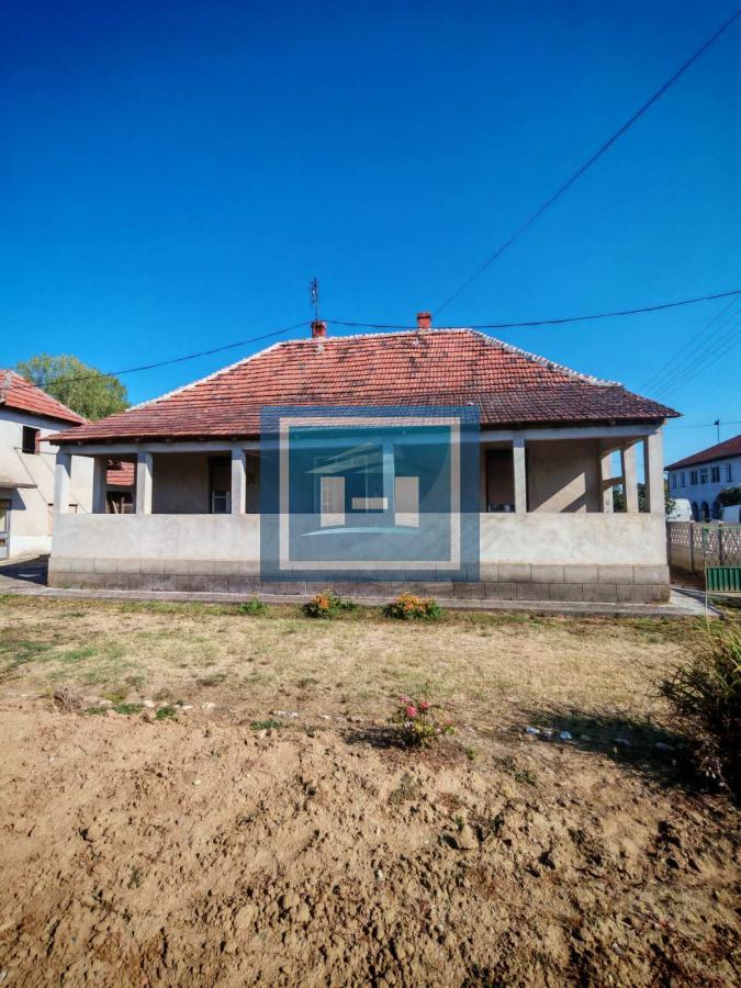 Na prodaju seosko domaćinstvo u Donjem Katunu 4