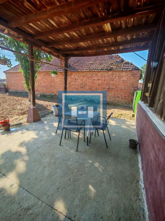 Na prodaju seosko domaćinstvo u Donjem Katunu 6